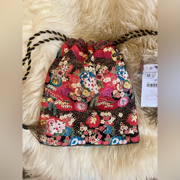 NWT ZARA Red Embroidered Jacquard Bag - Picture 7 of 8